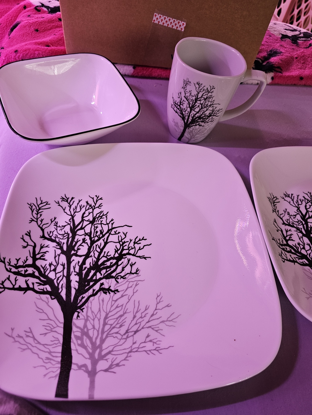 Corelle Timber Shadows dinnerware collection Service For 4. NWOT Retail $120 - Picture 2 of 3